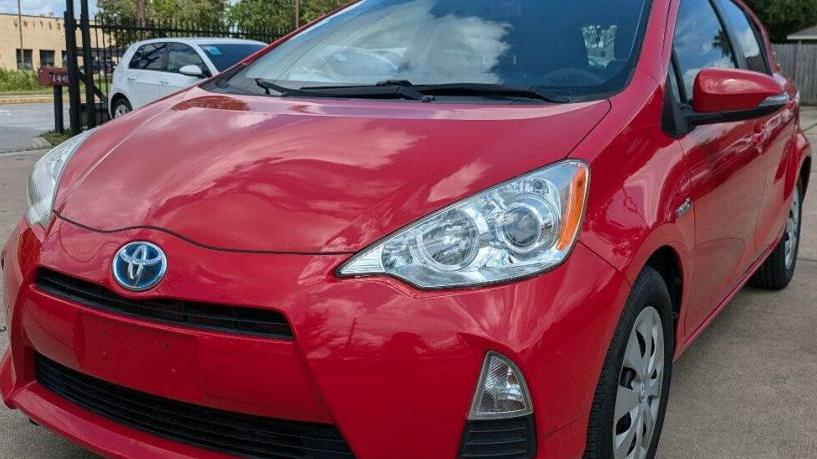 TOYOTA PRIUS C 2014 JTDKDTB38E1561926 image